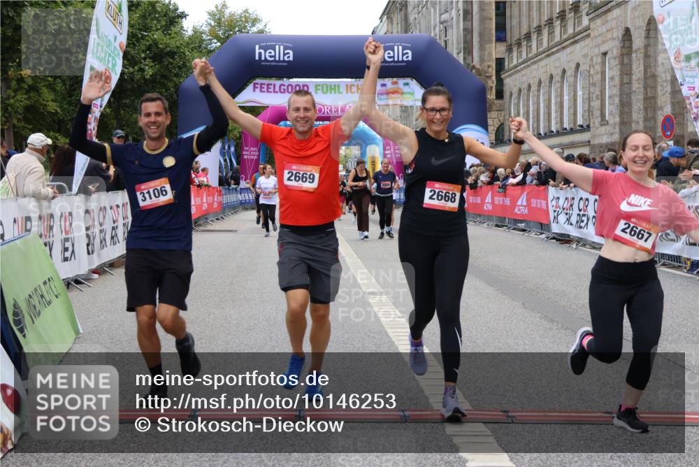 06.09.2026 - CURREX Alsterlauf Strokosch-Dieckow http://msf.ph/oto/10146253 06.09.2026 10:21:48 Ziel 2667, 2668, 2669, 2876, 3106, 4880 meine-sportfotos.de