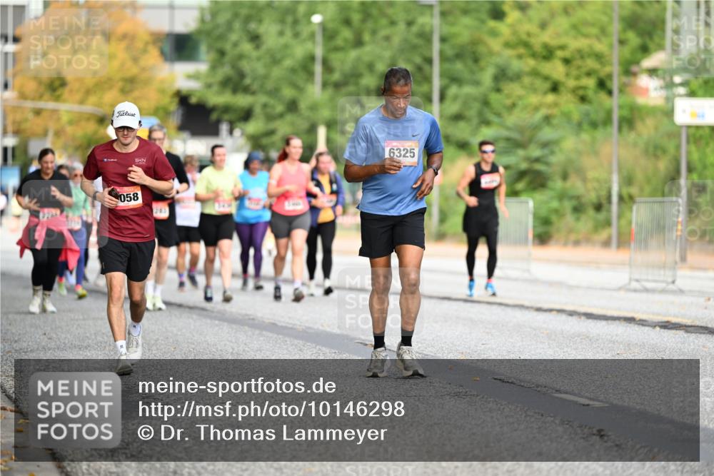 06.09.2026 - CURREX Alsterlauf Dr. Thomas Lammeyer http://msf.ph/oto/10146298 06.09.2026 10:21:11 Laufen 058, 245, 6325 meine-sportfotos.de