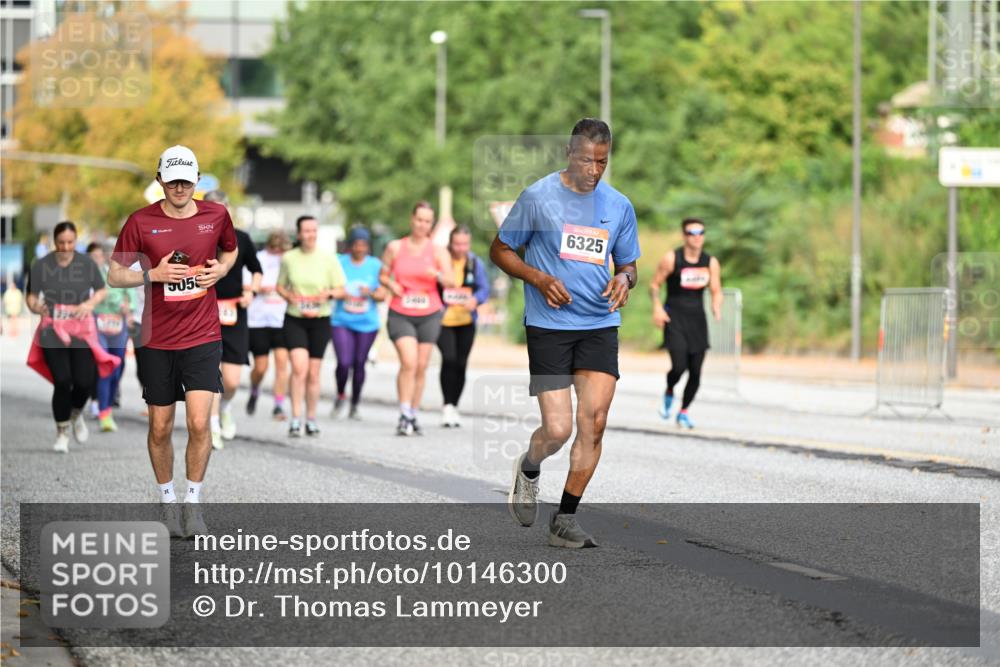 06.09.2026 - CURREX Alsterlauf Dr. Thomas Lammeyer http://msf.ph/oto/10146300 06.09.2026 10:21:12 Laufen 505, 6325 meine-sportfotos.de