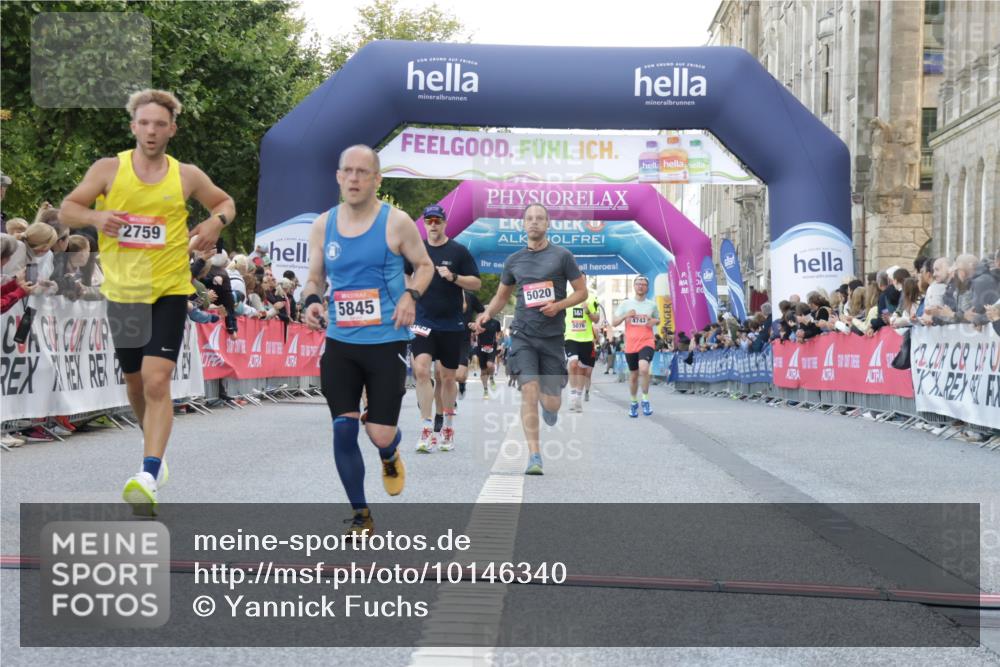 06.09.2026 - CURREX Alsterlauf Yannick Fuchs http://msf.ph/oto/10146340 06.09.2026 09:47:53 Ziel 2759, 4145, 4718, 5020, 5704, 5845, 6228, 6262 meine-sportfotos.de