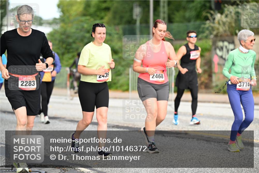 06.09.2026 - CURREX Alsterlauf Dr. Thomas Lammeyer http://msf.ph/oto/10146372 06.09.2026 10:21:25 Laufen 2283, 2439, 2468, 3774 meine-sportfotos.de