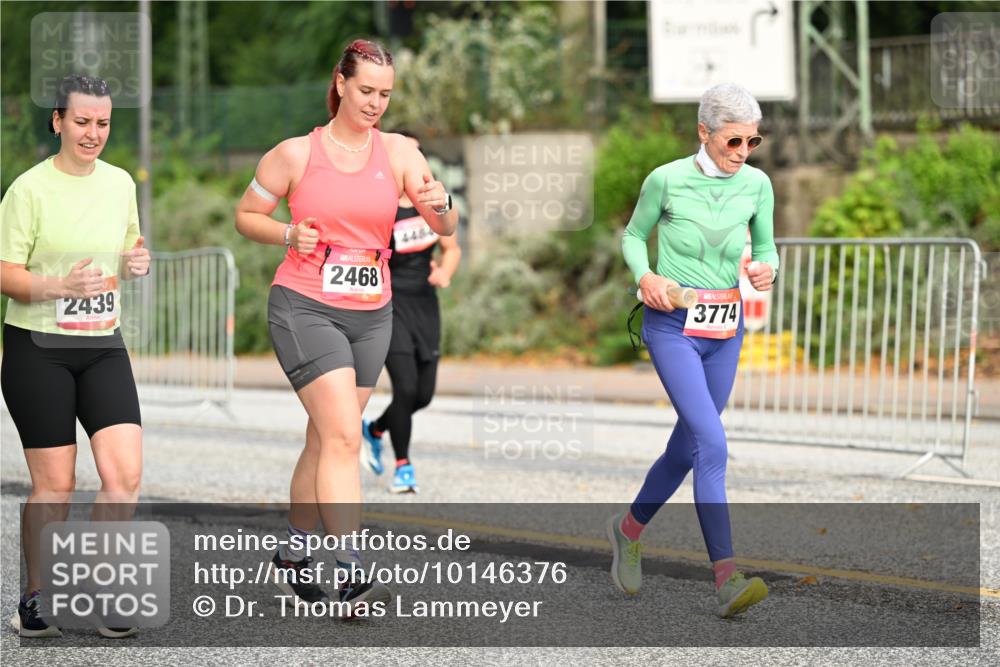 06.09.2026 - CURREX Alsterlauf Dr. Thomas Lammeyer http://msf.ph/oto/10146376 06.09.2026 10:21:25 Laufen 2439, 2468, 3774 meine-sportfotos.de