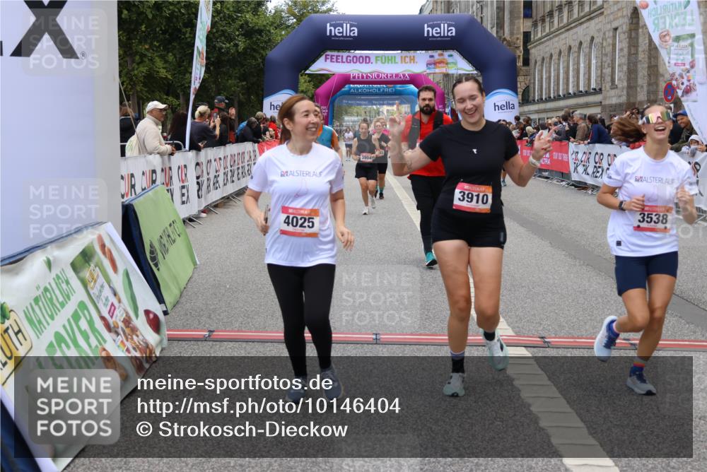 06.09.2026 - CURREX Alsterlauf Strokosch-Dieckow http://msf.ph/oto/10146404 06.09.2026 10:21:55 Ziel 2103, 2667, 2668, 2669, 3106, 3538, 3904, 3910, 4025, 4869, 4880, 4960, 5508, 8232 meine-sportfotos.de