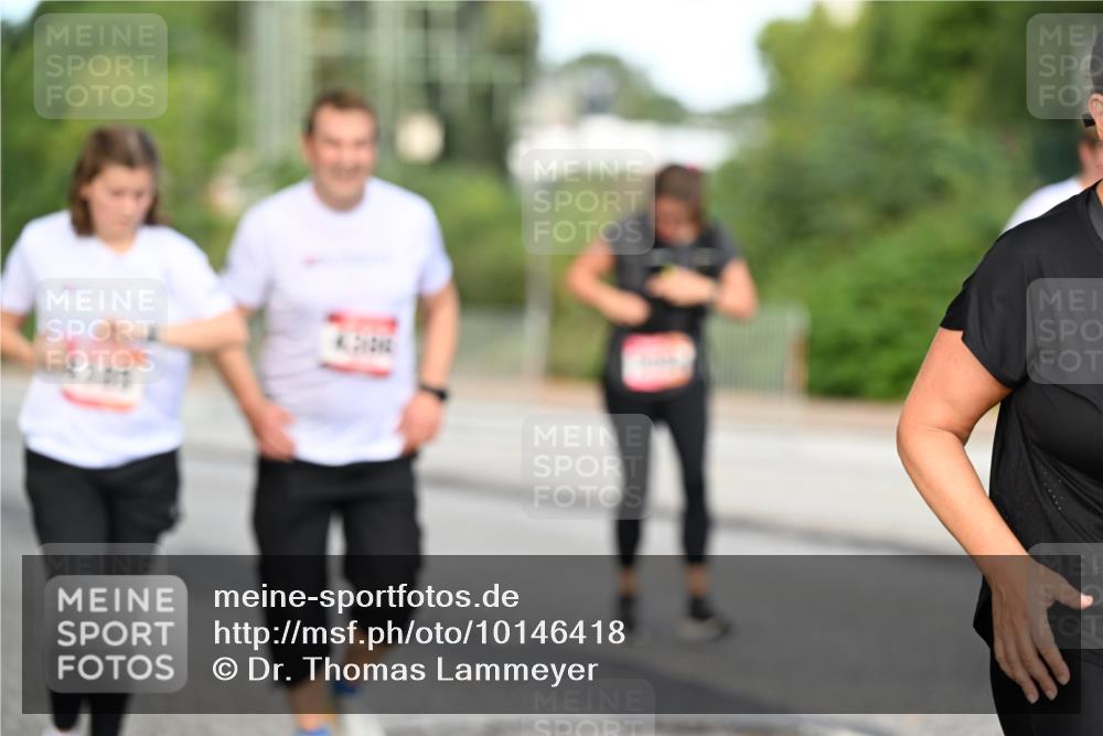 06.09.2026 - CURREX Alsterlauf Dr. Thomas Lammeyer http://msf.ph/oto/10146418 06.09.2026 10:21:30 Laufen  meine-sportfotos.de