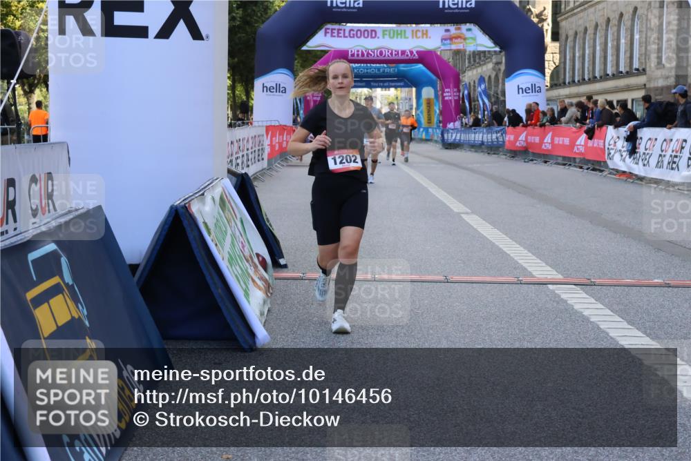 06.09.2026 - CURREX Alsterlauf Strokosch-Dieckow http://msf.ph/oto/10146456 06.09.2026 11:53:11 Ziel 1040, 1202, 8155 meine-sportfotos.de