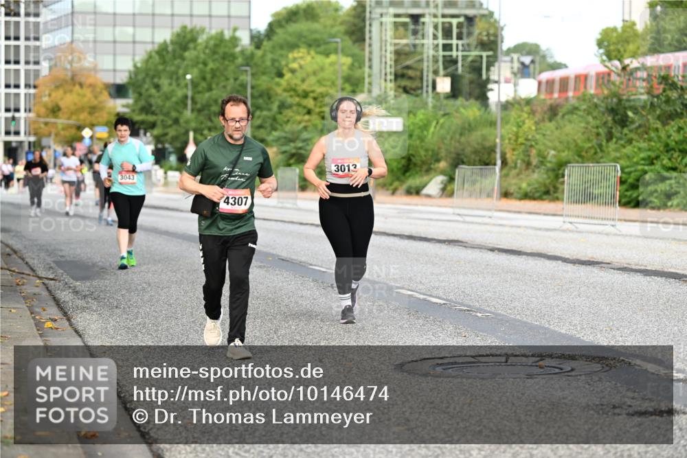 06.09.2026 - CURREX Alsterlauf Dr. Thomas Lammeyer http://msf.ph/oto/10146474 06.09.2026 10:21:46 Laufen 3043, 4307, 3013 meine-sportfotos.de