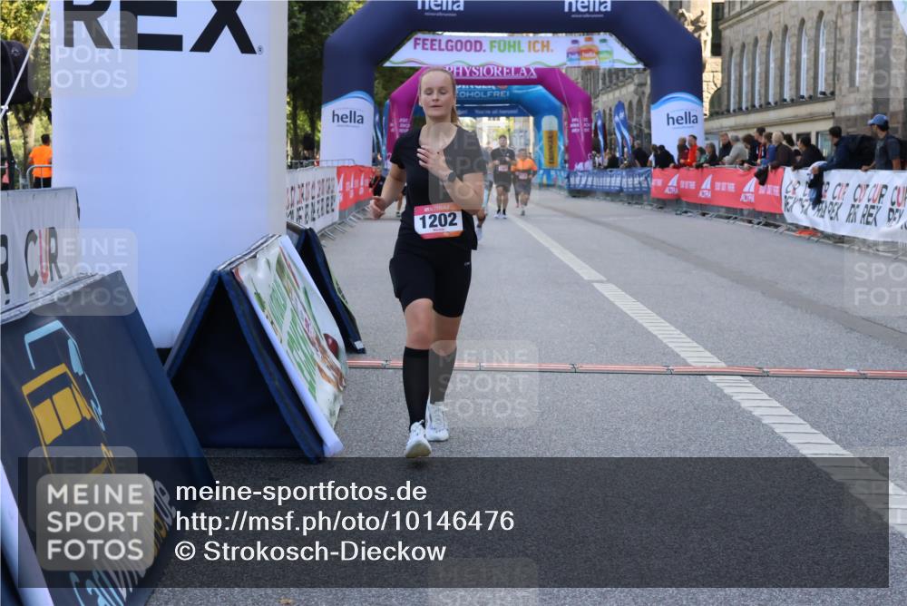 06.09.2026 - CURREX Alsterlauf Strokosch-Dieckow http://msf.ph/oto/10146476 06.09.2026 11:53:11 Ziel 1040, 1202, 8155 meine-sportfotos.de