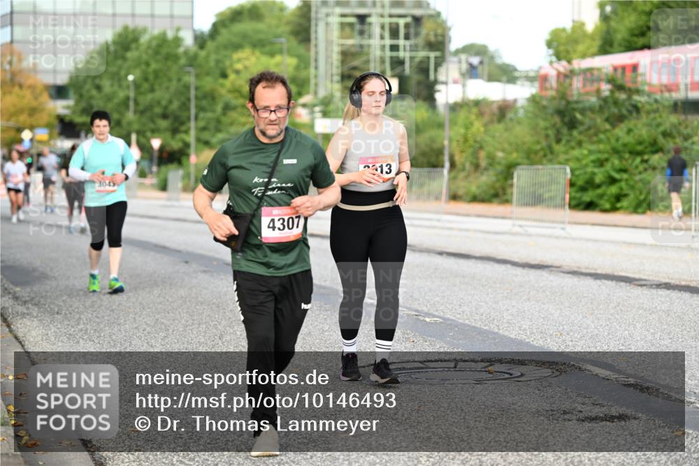 06.09.2026 - CURREX Alsterlauf Dr. Thomas Lammeyer http://msf.ph/oto/10146493 06.09.2026 10:21:48 Laufen 4307, 13 meine-sportfotos.de