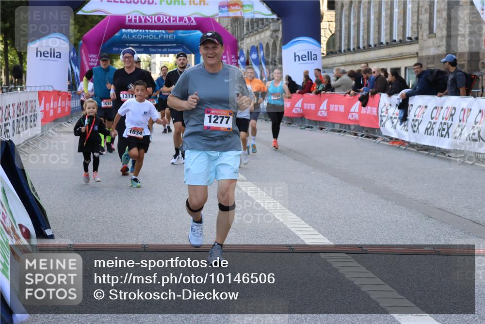 06.09.2026 - CURREX Alsterlauf Strokosch-Dieckow http://msf.ph/oto/10146506 06.09.2026 11:53:17 Ziel 1034, 1096, 1114, 1115, 1202, 1317, 1329, 8048 meine-sportfotos.de