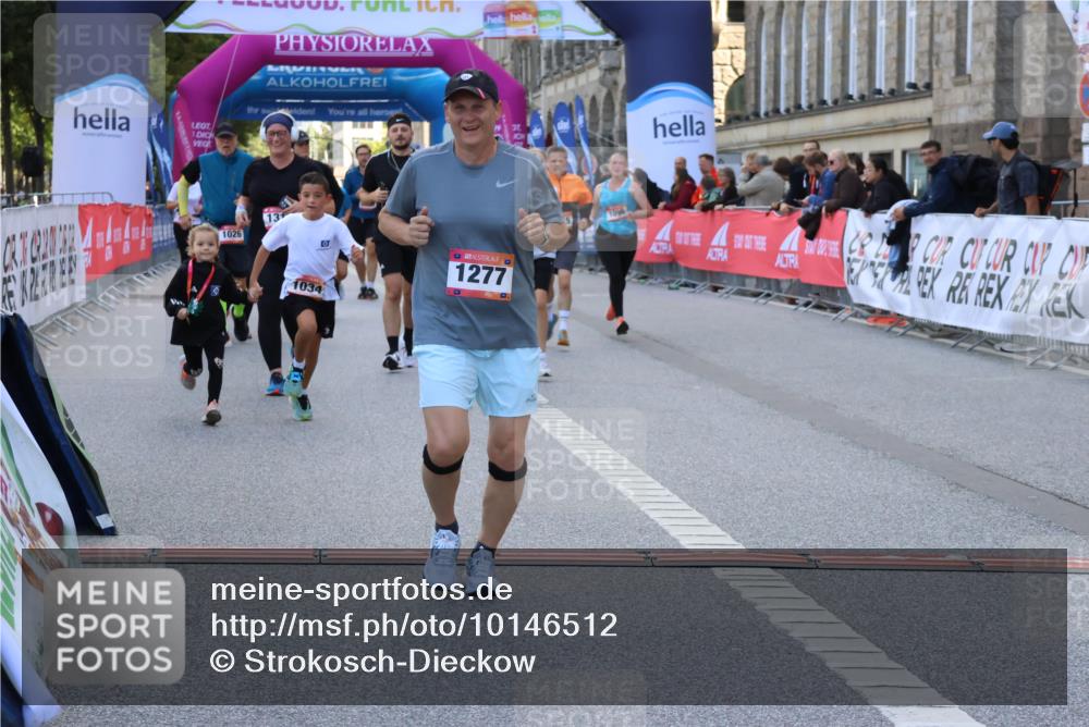 06.09.2026 - CURREX Alsterlauf Strokosch-Dieckow http://msf.ph/oto/10146512 06.09.2026 11:53:17 Ziel 1034, 1096, 1114, 1115, 1202, 1317, 1329, 8048 meine-sportfotos.de