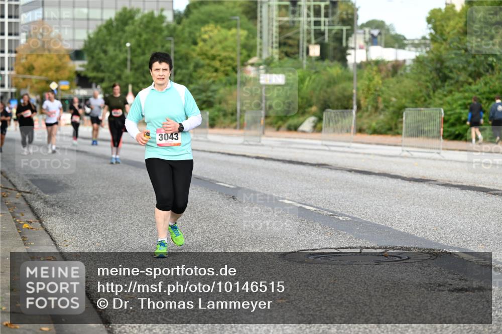 06.09.2026 - CURREX Alsterlauf Dr. Thomas Lammeyer http://msf.ph/oto/10146515 06.09.2026 10:21:51 Laufen 3043 meine-sportfotos.de