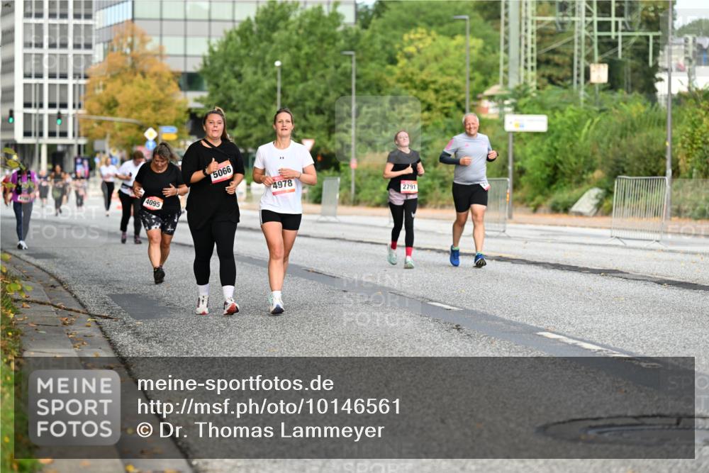 06.09.2026 - CURREX Alsterlauf Dr. Thomas Lammeyer http://msf.ph/oto/10146561 06.09.2026 10:22:00 Laufen 4095, 5066, 4978, 2791 meine-sportfotos.de