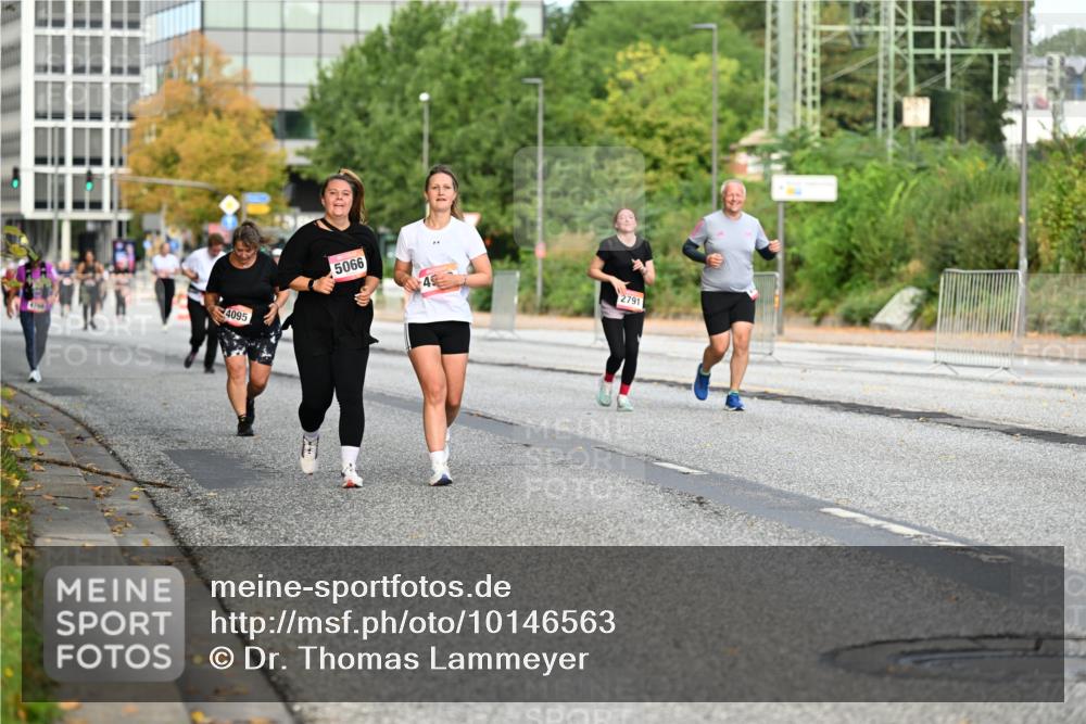 06.09.2026 - CURREX Alsterlauf Dr. Thomas Lammeyer http://msf.ph/oto/10146563 06.09.2026 10:22:00 Laufen 4095, 5066, 2791 meine-sportfotos.de