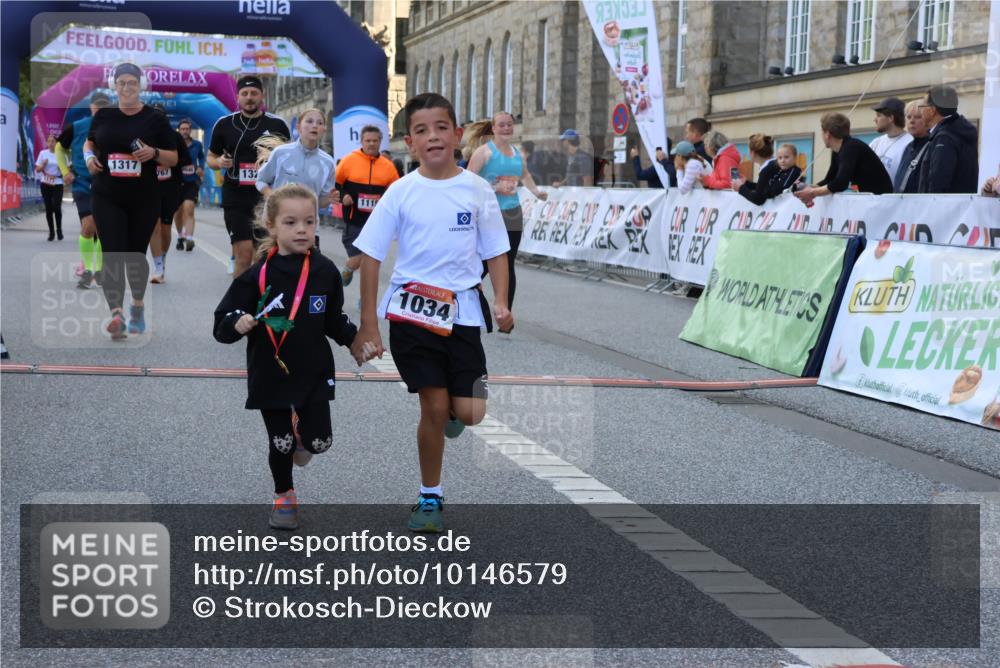 06.09.2026 - CURREX Alsterlauf Strokosch-Dieckow http://msf.ph/oto/10146579 06.09.2026 11:53:20 Ziel 1026, 1034, 1095, 1096, 1114, 1115, 1130, 1317, 1329, 8048 meine-sportfotos.de