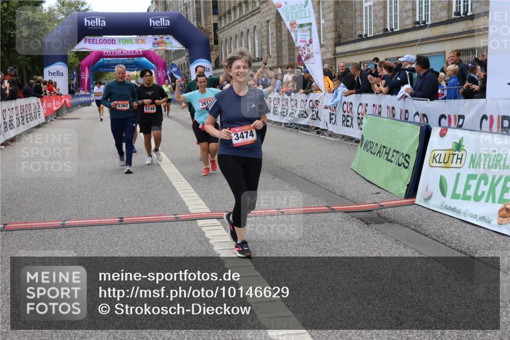 06.09.2026 - CURREX Alsterlauf Strokosch-Dieckow http://msf.ph/oto/10146629 06.09.2026 10:22:06 Ziel 2103, 2362, 2422, 2612, 2613, 3474, 3707, 3904, 3983, 4118, 4260, 4261, 4486, 4960, 5149, 5431, 5442 meine-sportfotos.de