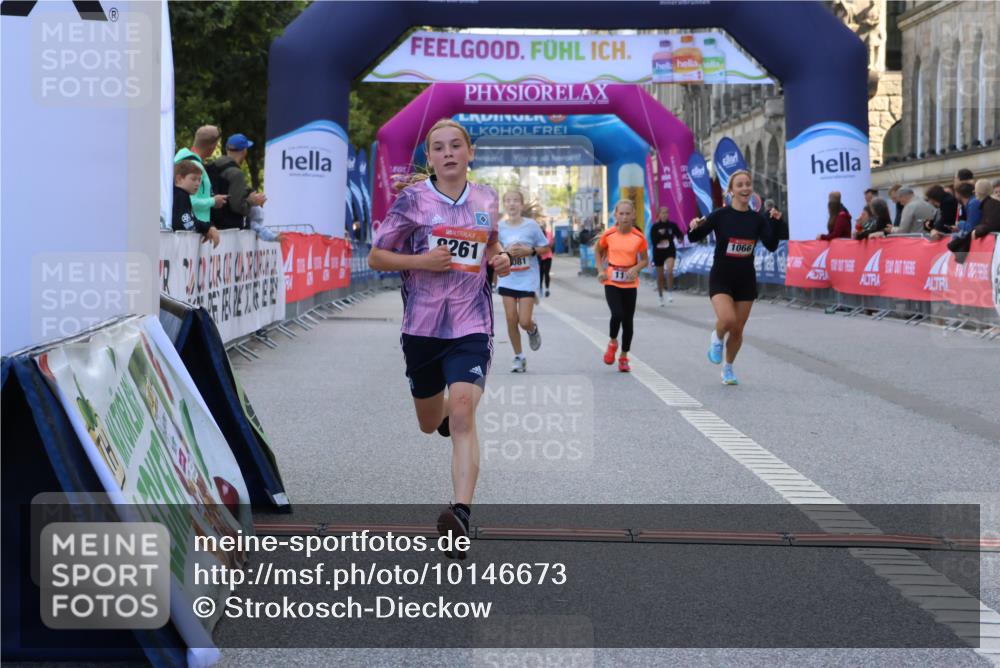 06.09.2026 - CURREX Alsterlauf Strokosch-Dieckow http://msf.ph/oto/10146673 06.09.2026 11:53:38 Ziel 1066, 1081, 1111, 1250, 1334, 8261 meine-sportfotos.de