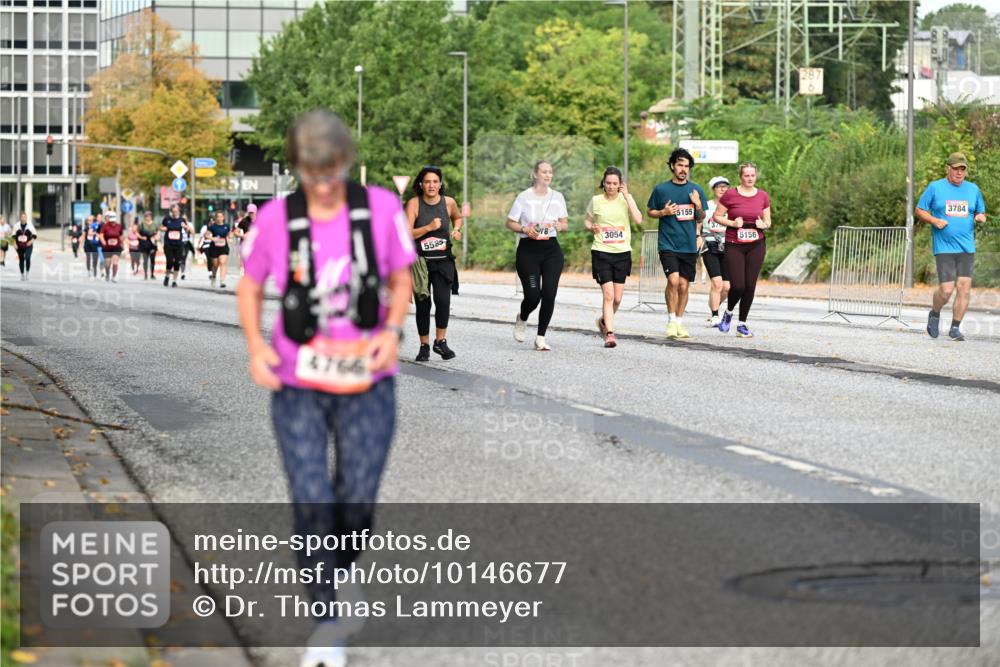 06.09.2026 - CURREX Alsterlauf Dr. Thomas Lammeyer http://msf.ph/oto/10146677 06.09.2026 10:22:20 Laufen 4766, 5585, 3054, 5155, 5156, 287, 3784 meine-sportfotos.de