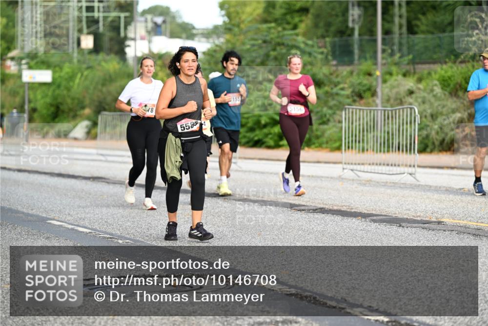 06.09.2026 - CURREX Alsterlauf Dr. Thomas Lammeyer http://msf.ph/oto/10146708 06.09.2026 10:22:26 Laufen 48, 55854, 155, 5156 meine-sportfotos.de