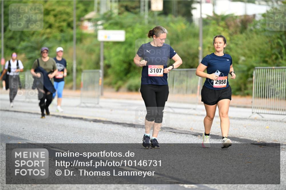 06.09.2026 - CURREX Alsterlauf Dr. Thomas Lammeyer http://msf.ph/oto/10146731 06.09.2026 10:22:42 Laufen 3107, 2958 meine-sportfotos.de