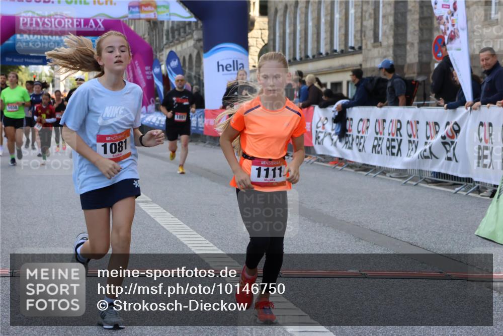 06.09.2026 - CURREX Alsterlauf Strokosch-Dieckow http://msf.ph/oto/10146750 06.09.2026 11:53:43 Ziel 1057, 1066, 1081, 1111, 1213, 8261 meine-sportfotos.de