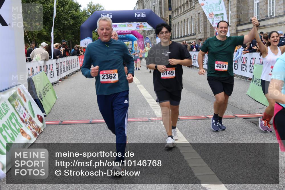 06.09.2026 - CURREX Alsterlauf Strokosch-Dieckow http://msf.ph/oto/10146768 06.09.2026 10:22:09 Ziel 2362, 2422, 2481, 2612, 2613, 3427, 3474, 3707, 4118, 4260, 4261, 4485, 4486, 5149, 5431, 5897 meine-sportfotos.de