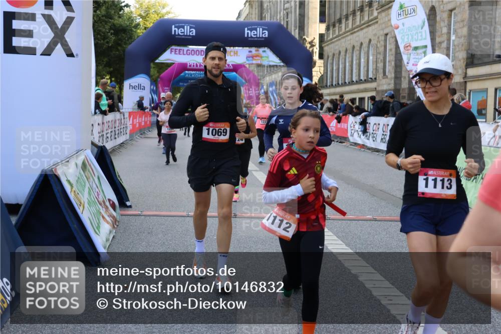 06.09.2026 - CURREX Alsterlauf Strokosch-Dieckow http://msf.ph/oto/10146832 06.09.2026 11:53:52 Ziel 1037, 1038, 1057, 1068, 1069, 1124, 1213, 1223, 1298, 1305 meine-sportfotos.de