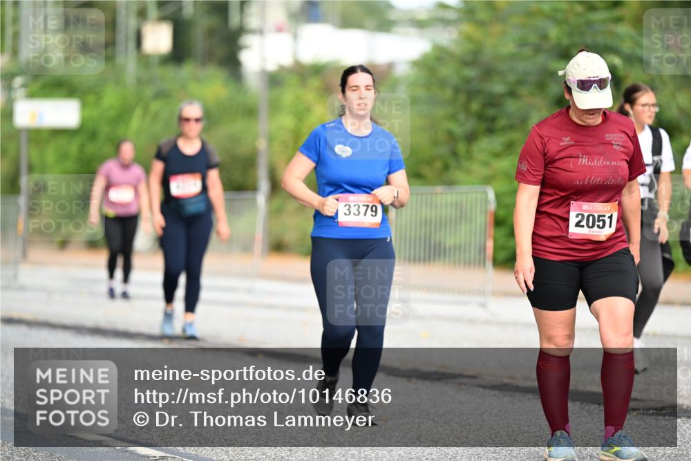 06.09.2026 - CURREX Alsterlauf Dr. Thomas Lammeyer http://msf.ph/oto/10146836 06.09.2026 10:22:58 Laufen 3379, 2051 meine-sportfotos.de