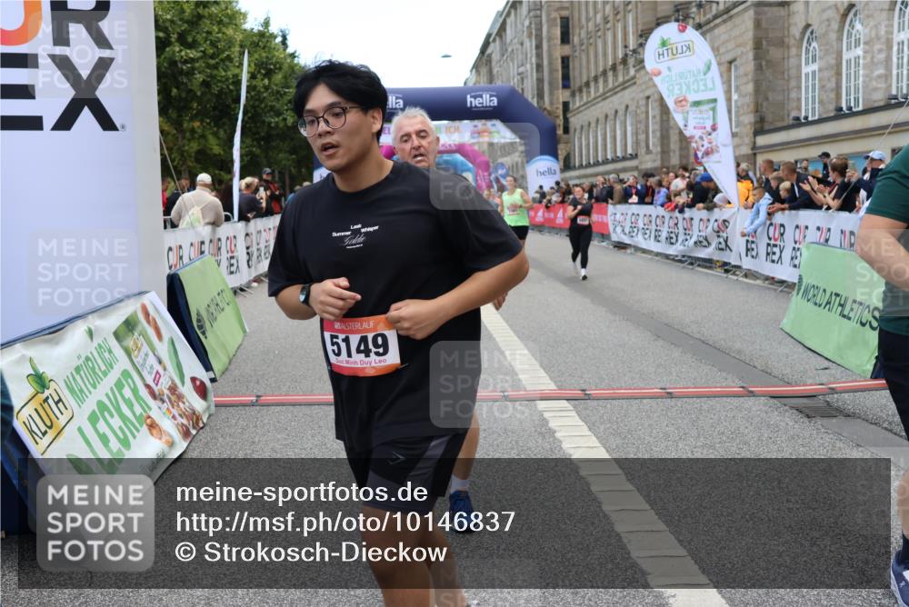 06.09.2026 - CURREX Alsterlauf Strokosch-Dieckow http://msf.ph/oto/10146837 06.09.2026 10:22:10 Ziel 2362, 2422, 2481, 2612, 2613, 3427, 3474, 3707, 4118, 4260, 4261, 4485, 4486, 5149, 5897 meine-sportfotos.de