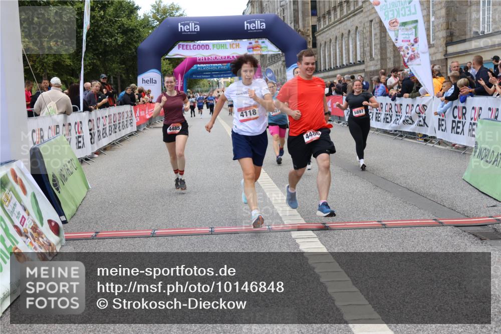 06.09.2026 - CURREX Alsterlauf Strokosch-Dieckow http://msf.ph/oto/10146848 06.09.2026 10:22:12 Ziel 2362, 2481, 2612, 2613, 3427, 3474, 3707, 4118, 4260, 4261, 4485, 4486, 5149, 5897, 6310 meine-sportfotos.de