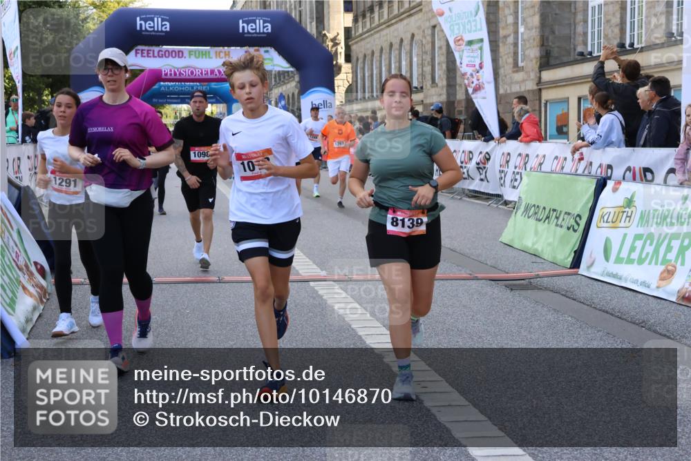 06.09.2026 - CURREX Alsterlauf Strokosch-Dieckow http://msf.ph/oto/10146870 06.09.2026 11:54:02 Ziel 1006, 1018, 1098, 1150, 1223, 1249, 1267, 1291, 1298, 1305, 1309, 8139, 8245 meine-sportfotos.de