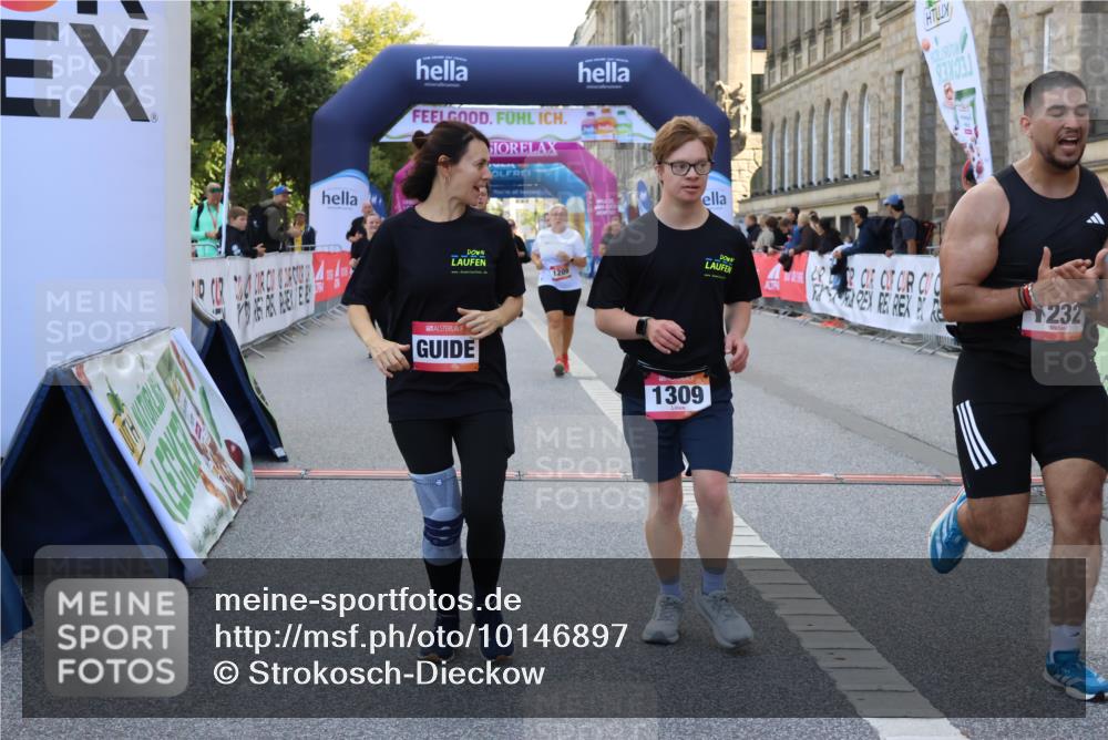 06.09.2026 - CURREX Alsterlauf Strokosch-Dieckow http://msf.ph/oto/10146897 06.09.2026 11:54:09 Ziel 1063, 1098, 1209, 1232, 1249, 1267, 1308, 1309, 8245 meine-sportfotos.de
