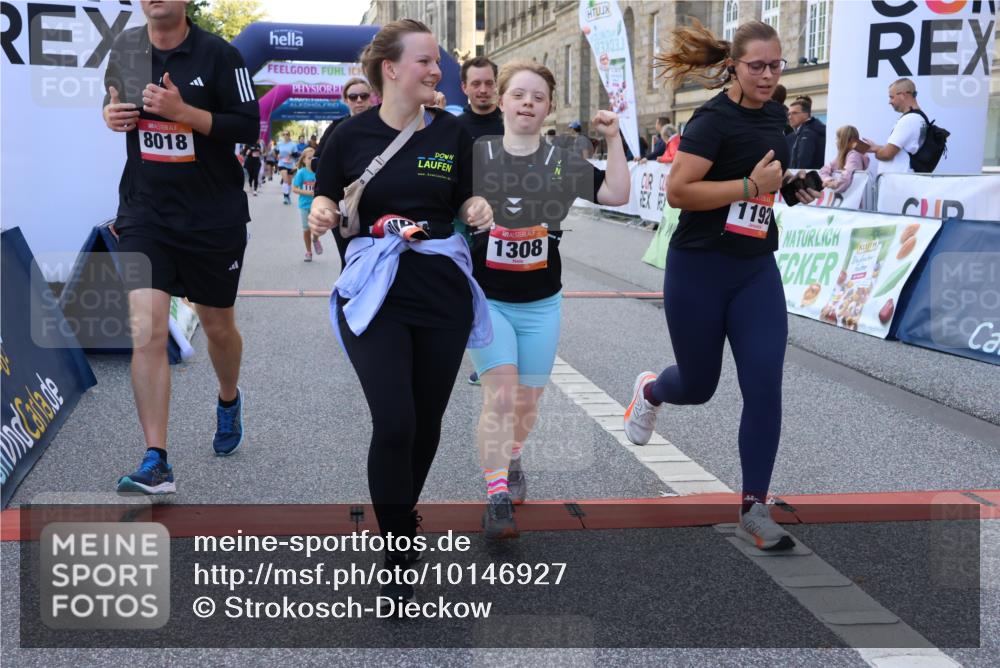 06.09.2026 - CURREX Alsterlauf Strokosch-Dieckow http://msf.ph/oto/10146927 06.09.2026 11:54:18 Ziel 1078, 1166, 1167, 1192, 1209, 1308, 1322, 1323, 8018 meine-sportfotos.de