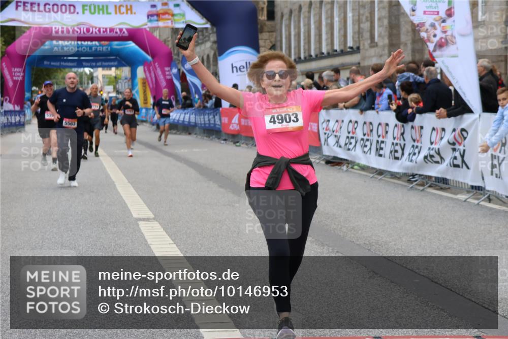 06.09.2026 - CURREX Alsterlauf Strokosch-Dieckow http://msf.ph/oto/10146953 06.09.2026 10:22:37 Ziel 4903, 5563 meine-sportfotos.de