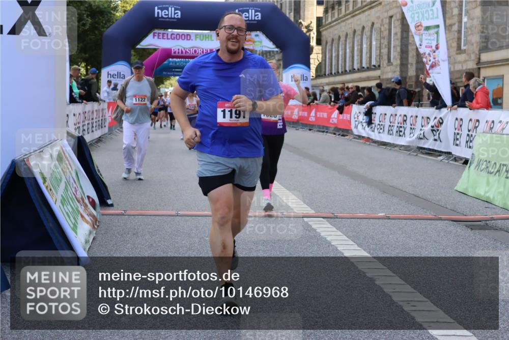 06.09.2026 - CURREX Alsterlauf Strokosch-Dieckow http://msf.ph/oto/10146968 06.09.2026 11:54:33 Ziel 1086, 1104, 1122, 1151, 1168, 1191, 1325, 1328, 1332, 1339, 8185, 8239, 8240 meine-sportfotos.de