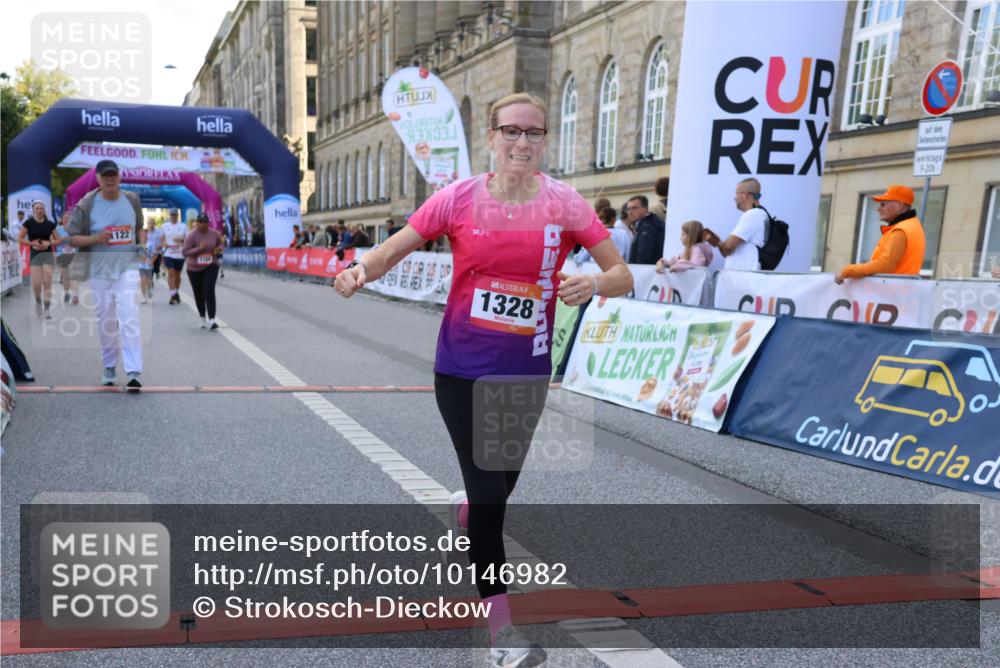 06.09.2026 - CURREX Alsterlauf Strokosch-Dieckow http://msf.ph/oto/10146982 06.09.2026 11:54:35 Ziel 1122, 1168, 1191, 1289, 1325, 1328, 8185, 8239, 8240 meine-sportfotos.de