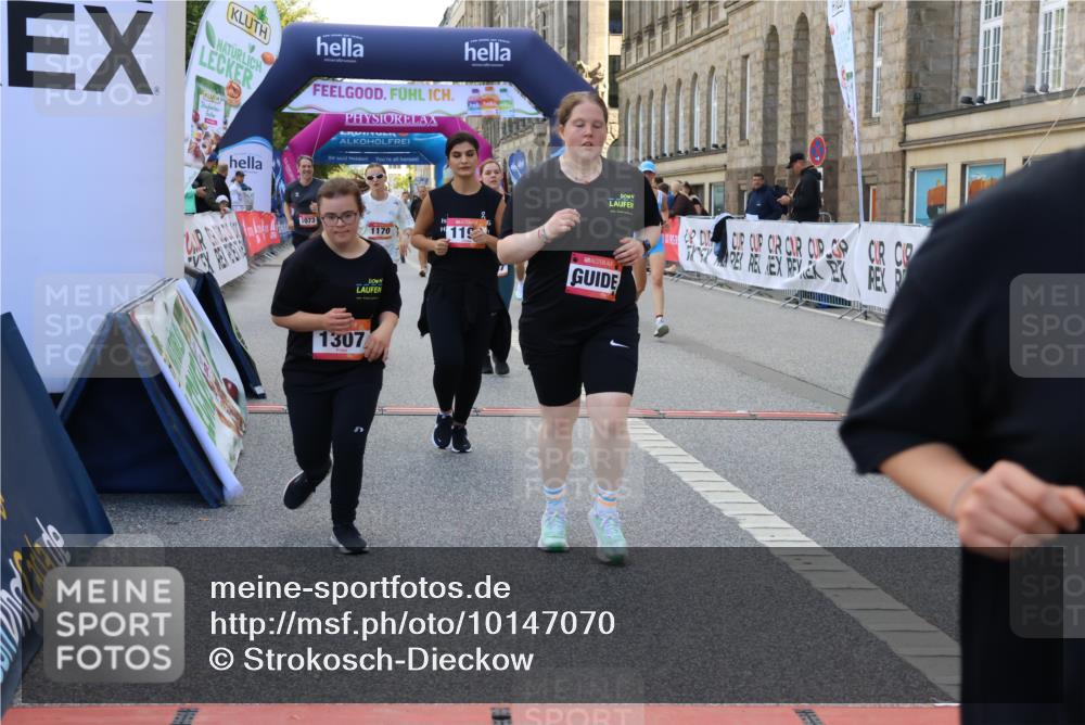 06.09.2026 - CURREX Alsterlauf Strokosch-Dieckow http://msf.ph/oto/10147070 06.09.2026 11:55:08 Ziel 1013, 1073, 1147, 1170, 1196, 1245, 1278, 1307, 1341 meine-sportfotos.de