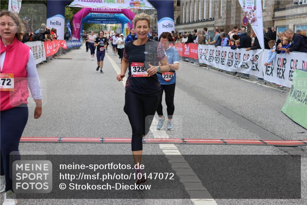 06.09.2026 - CURREX Alsterlauf Strokosch-Dieckow http://msf.ph/oto/10147072 06.09.2026 10:22:52 Ziel 2206, 2243, 2490, 3288, 3372, 5128, 5289, 6489, 8074, 8119 meine-sportfotos.de