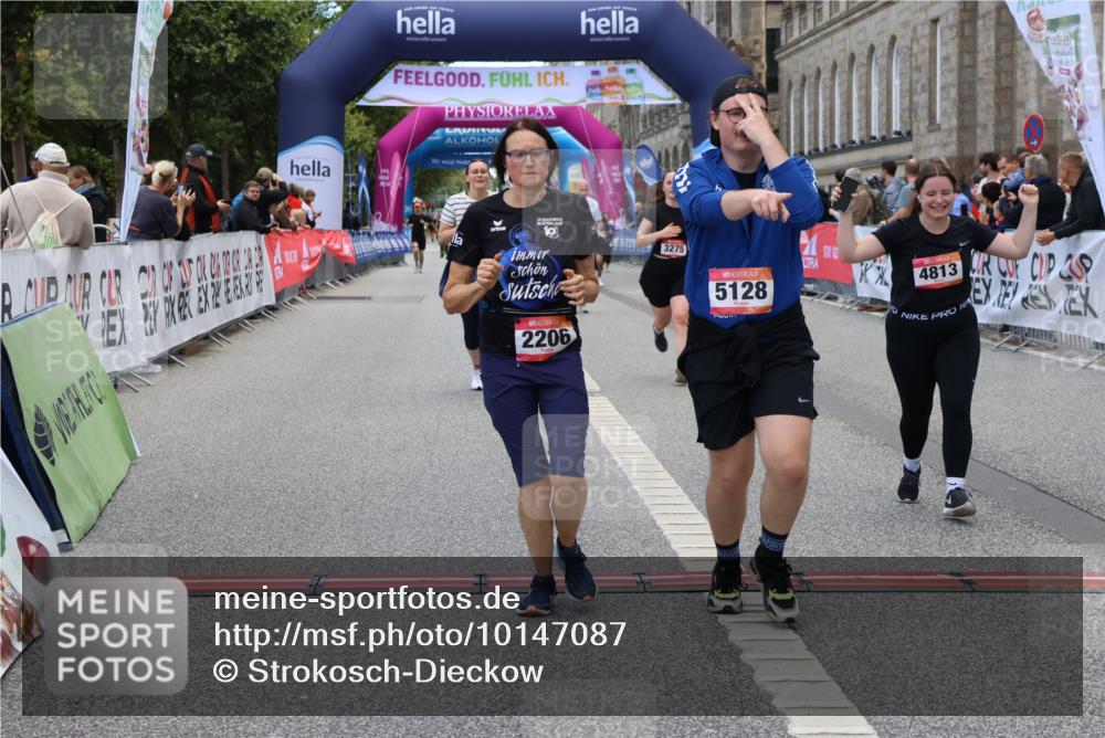 06.09.2026 - CURREX Alsterlauf Strokosch-Dieckow http://msf.ph/oto/10147087 06.09.2026 10:22:58 Ziel 2206, 2243, 2490, 3275, 3288, 4813, 5128 meine-sportfotos.de