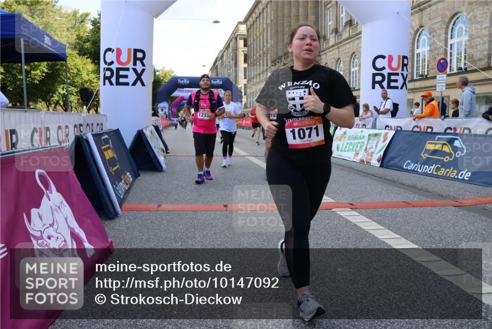 06.09.2026 - CURREX Alsterlauf Strokosch-Dieckow http://msf.ph/oto/10147092 06.09.2026 11:55:27 Ziel 1030, 1033, 1071, 1233, 1337, 8136 meine-sportfotos.de