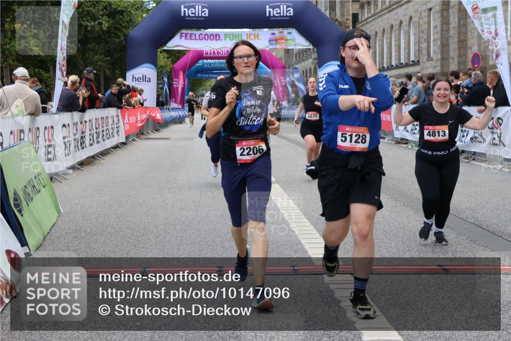 06.09.2026 - CURREX Alsterlauf Strokosch-Dieckow http://msf.ph/oto/10147096 06.09.2026 10:22:58 Ziel 2206, 2243, 2490, 3275, 3288, 4813, 5128 meine-sportfotos.de