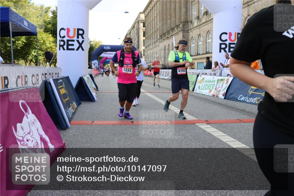 06.09.2026 - CURREX Alsterlauf Strokosch-Dieckow http://msf.ph/oto/10147097 06.09.2026 11:55:28 Ziel 1030, 1033, 1071, 1233, 1337, 8136 meine-sportfotos.de