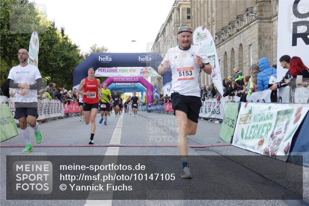 06.09.2026 - CURREX Alsterlauf Yannick Fuchs http://msf.ph/oto/10147105 06.09.2026 09:48:22 Ziel 2104, 2189, 2275, 2746, 3045, 3860, 3878, 4254, 4583, 5153, 5311, 5868, 6414, 8041 meine-sportfotos.de