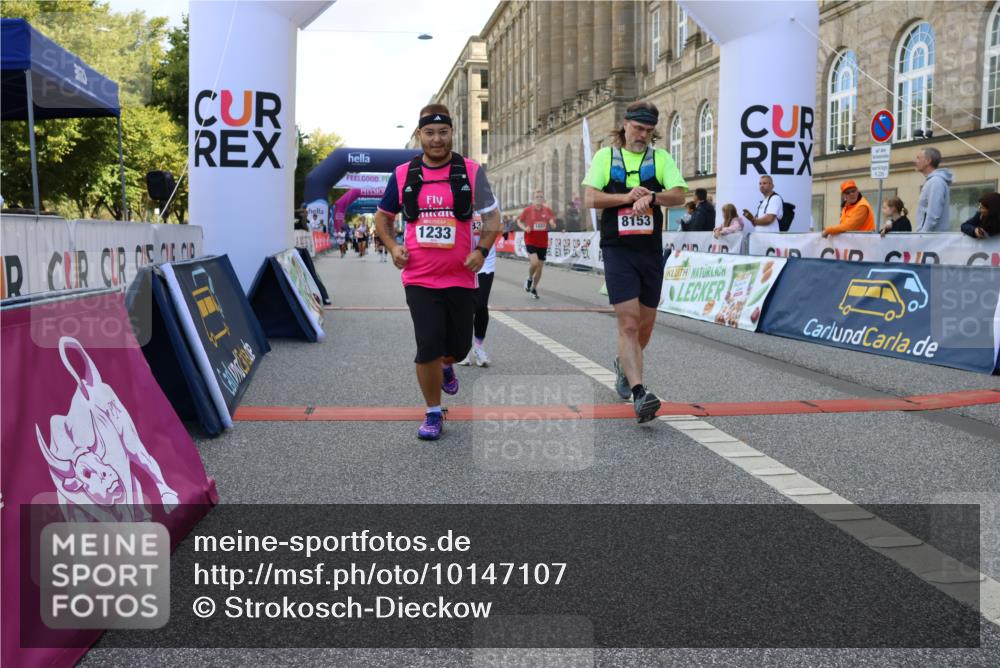 06.09.2026 - CURREX Alsterlauf Strokosch-Dieckow http://msf.ph/oto/10147107 06.09.2026 11:55:28 Ziel 1030, 1033, 1071, 1233, 1337, 8136 meine-sportfotos.de