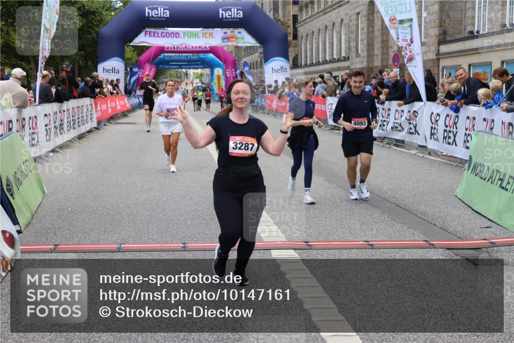 06.09.2026 - CURREX Alsterlauf Strokosch-Dieckow http://msf.ph/oto/10147161 06.09.2026 10:23:10 Ziel 2987, 4093, 4094, 4918, 6225, 6387 meine-sportfotos.de