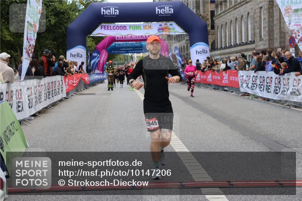 06.09.2026 - CURREX Alsterlauf Strokosch-Dieckow http://msf.ph/oto/10147206 06.09.2026 10:23:18 Ziel 2945, 3305, 4093, 4094, 4918, 5980, 6387 meine-sportfotos.de