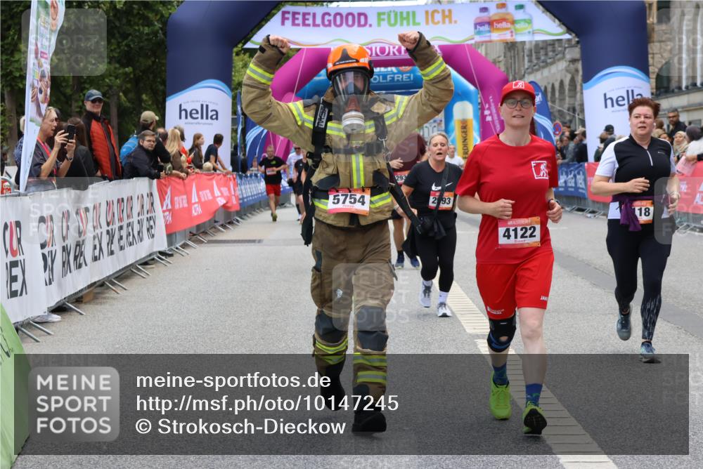 06.09.2026 - CURREX Alsterlauf Strokosch-Dieckow http://msf.ph/oto/10147245 06.09.2026 10:23:30 Ziel 2591, 2592, 2593, 3118, 3305, 4122, 5479, 5754 meine-sportfotos.de