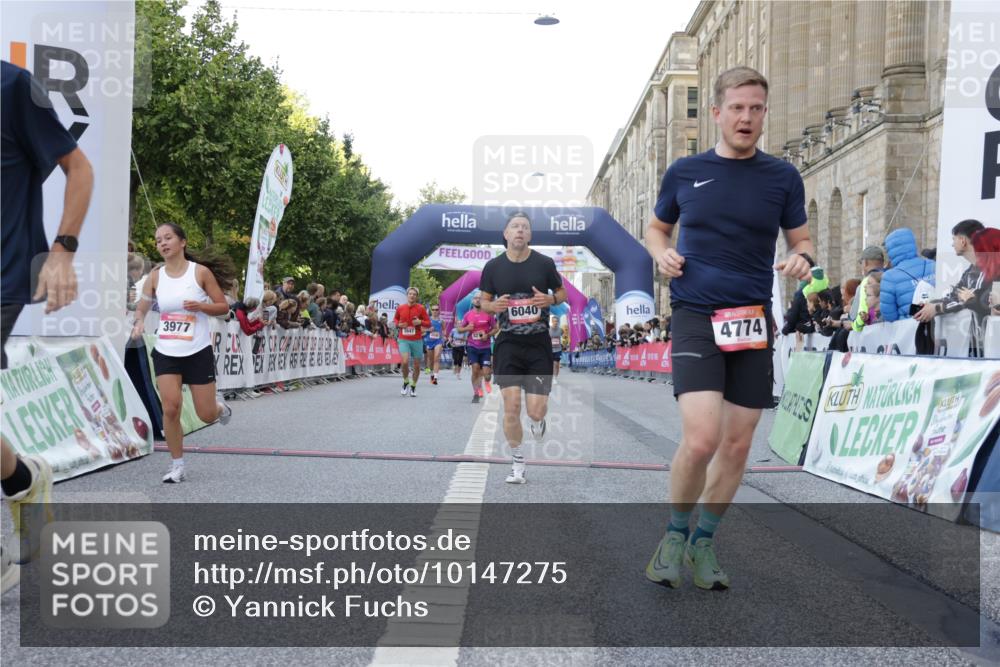 06.09.2026 - CURREX Alsterlauf Yannick Fuchs http://msf.ph/oto/10147275 06.09.2026 09:48:29 Ziel 2189, 2796, 3045, 3798, 3847, 3860, 3977, 4471, 4690, 4774, 4898, 5311, 5868, 6040, 8217 meine-sportfotos.de