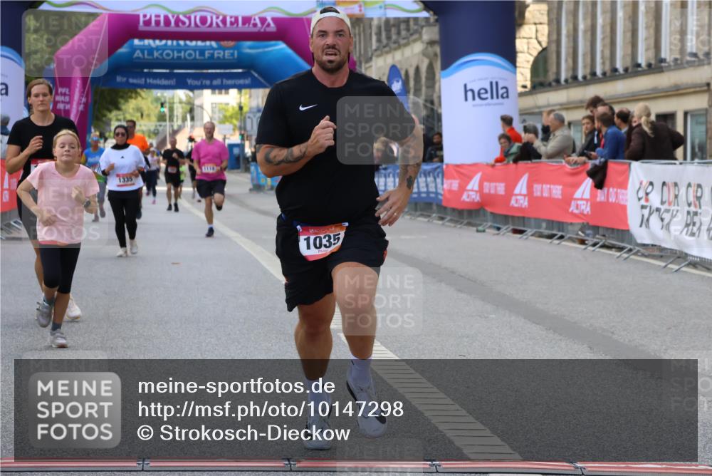 06.09.2026 - CURREX Alsterlauf Strokosch-Dieckow http://msf.ph/oto/10147298 06.09.2026 11:56:33 Ziel 1035, 1103, 1144, 1172, 1211 meine-sportfotos.de