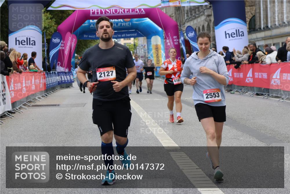 06.09.2026 - CURREX Alsterlauf Strokosch-Dieckow http://msf.ph/oto/10147372 06.09.2026 10:23:58 Ziel 2127, 2152, 2276, 2553, 5817, 6167 meine-sportfotos.de