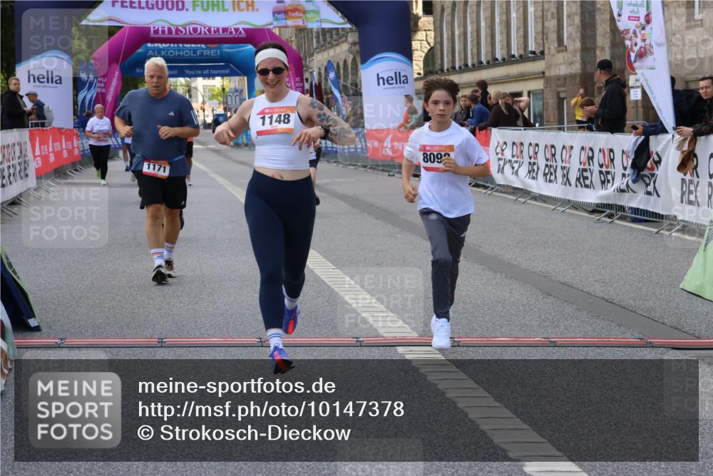 06.09.2026 - CURREX Alsterlauf Strokosch-Dieckow http://msf.ph/oto/10147378 06.09.2026 11:56:54 Ziel 1056, 1102, 1148, 1171, 1248, 1257, 1300, 1303, 1336, 6390, 8098, 8325 meine-sportfotos.de